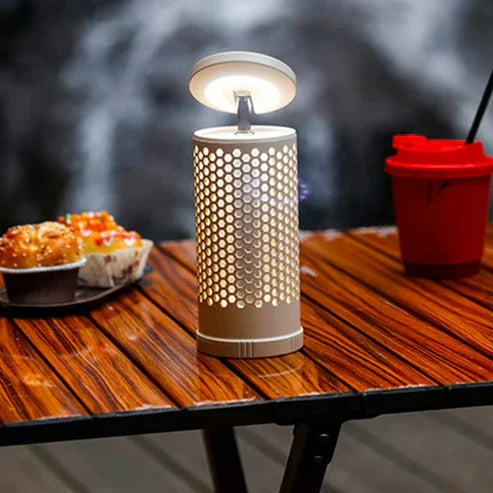 مصباح تخييم تلسكوبي